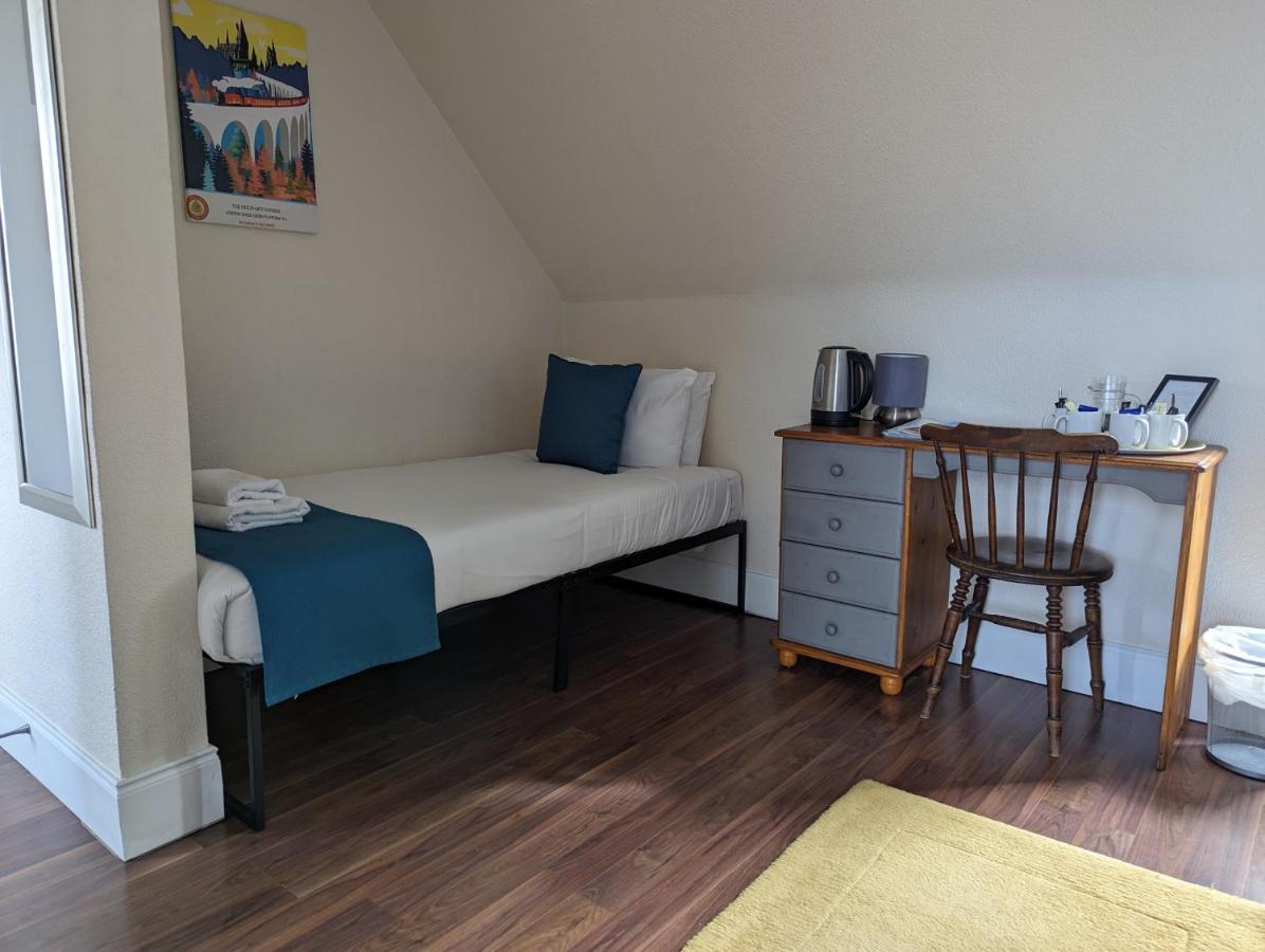 The Coo'S Guest House Inverness Ngoại thất bức ảnh