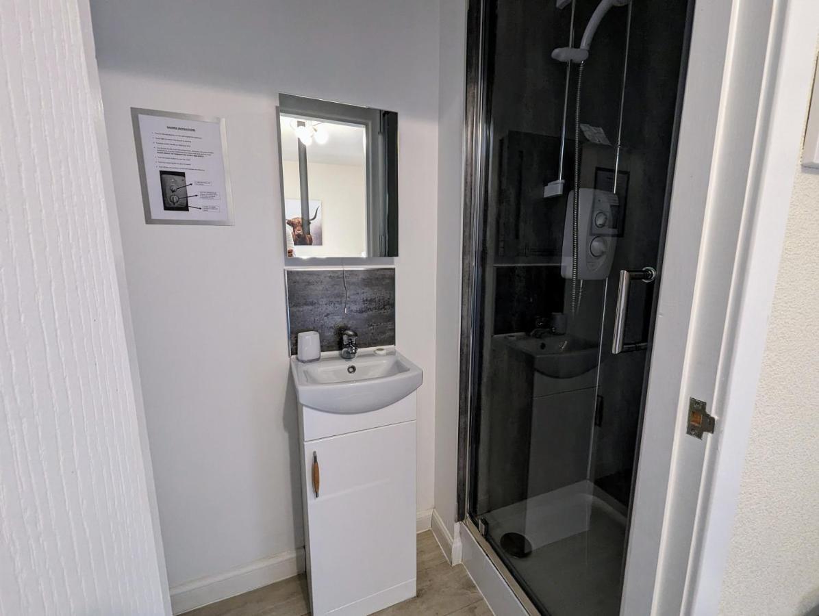 The Coo'S Guest House Inverness Ngoại thất bức ảnh