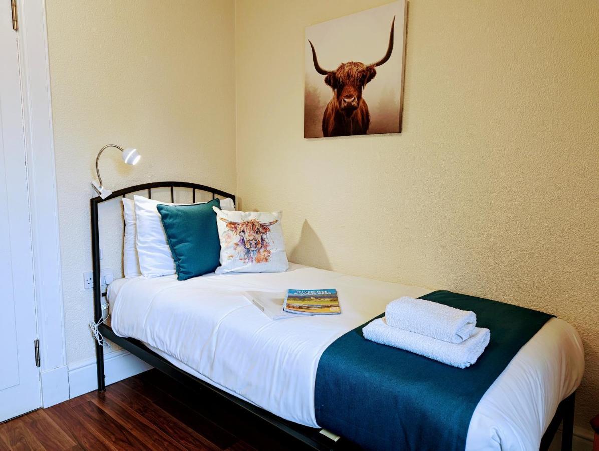 The Coo'S Guest House Inverness Ngoại thất bức ảnh