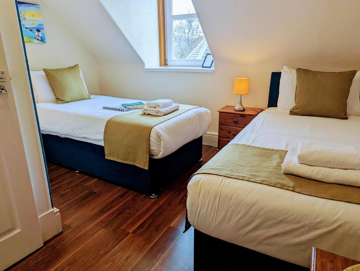 The Coo'S Guest House Inverness Ngoại thất bức ảnh