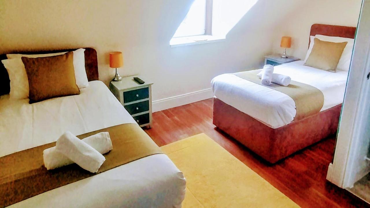 The Coo'S Guest House Inverness Ngoại thất bức ảnh